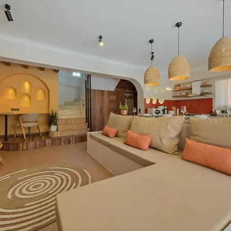 Mediterranean With Private Pool *