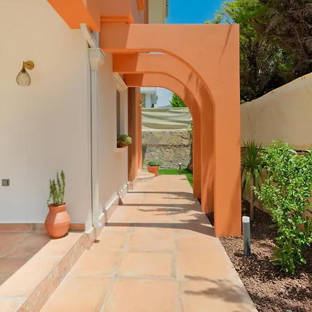 Mediterranean With Private Pool Φετιγιέ