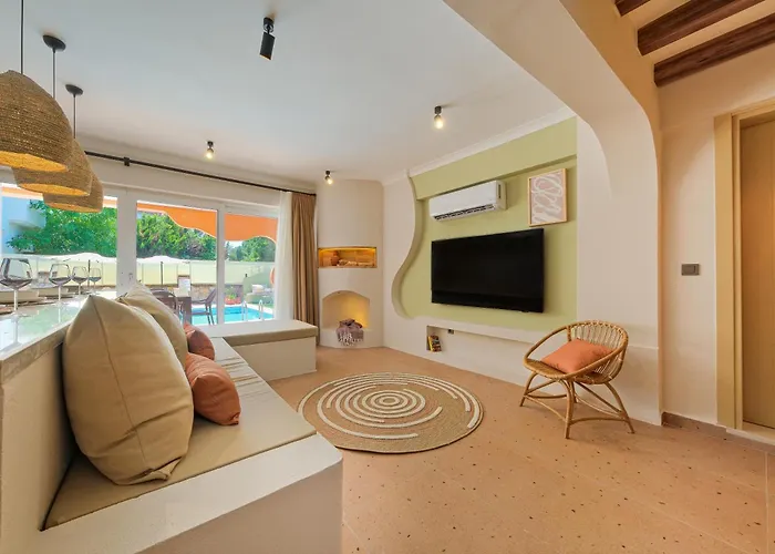 Mediterranean With Private Pool Vila Fethiye