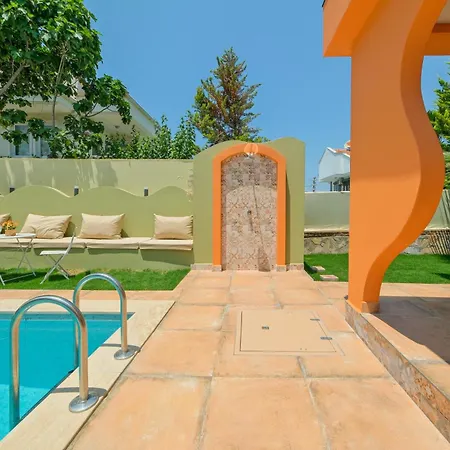Mediterranean With Private Pool فتحية