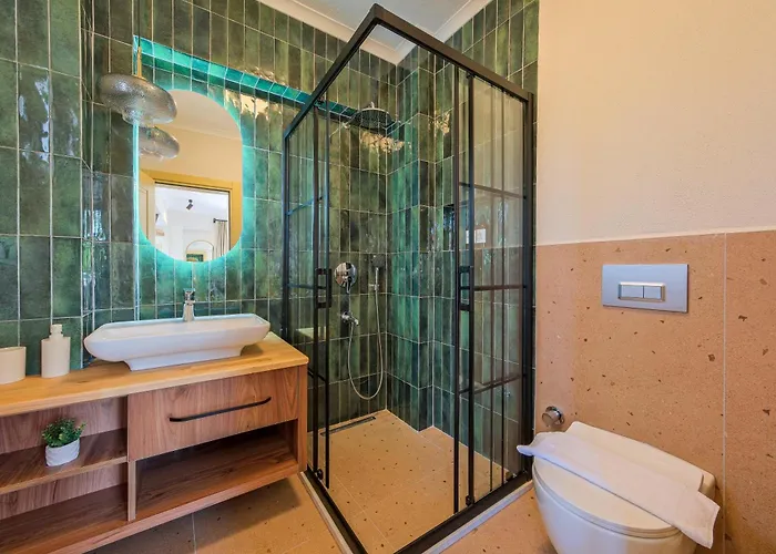 Mediterranean With Private Pool Fethiye